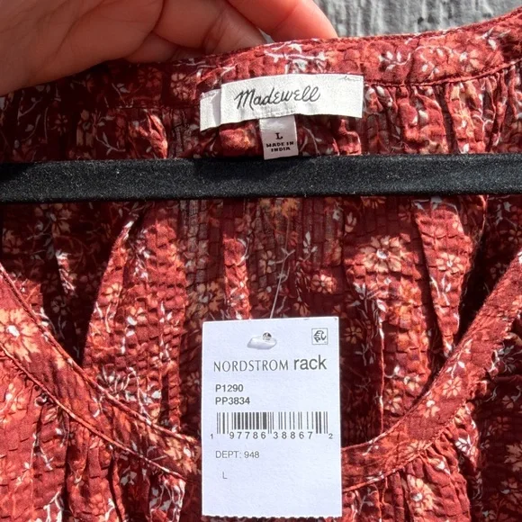 NWT Madewell Puff Short Sleeve V neck  Red Floral Top Size: L - Picture 2 of 9